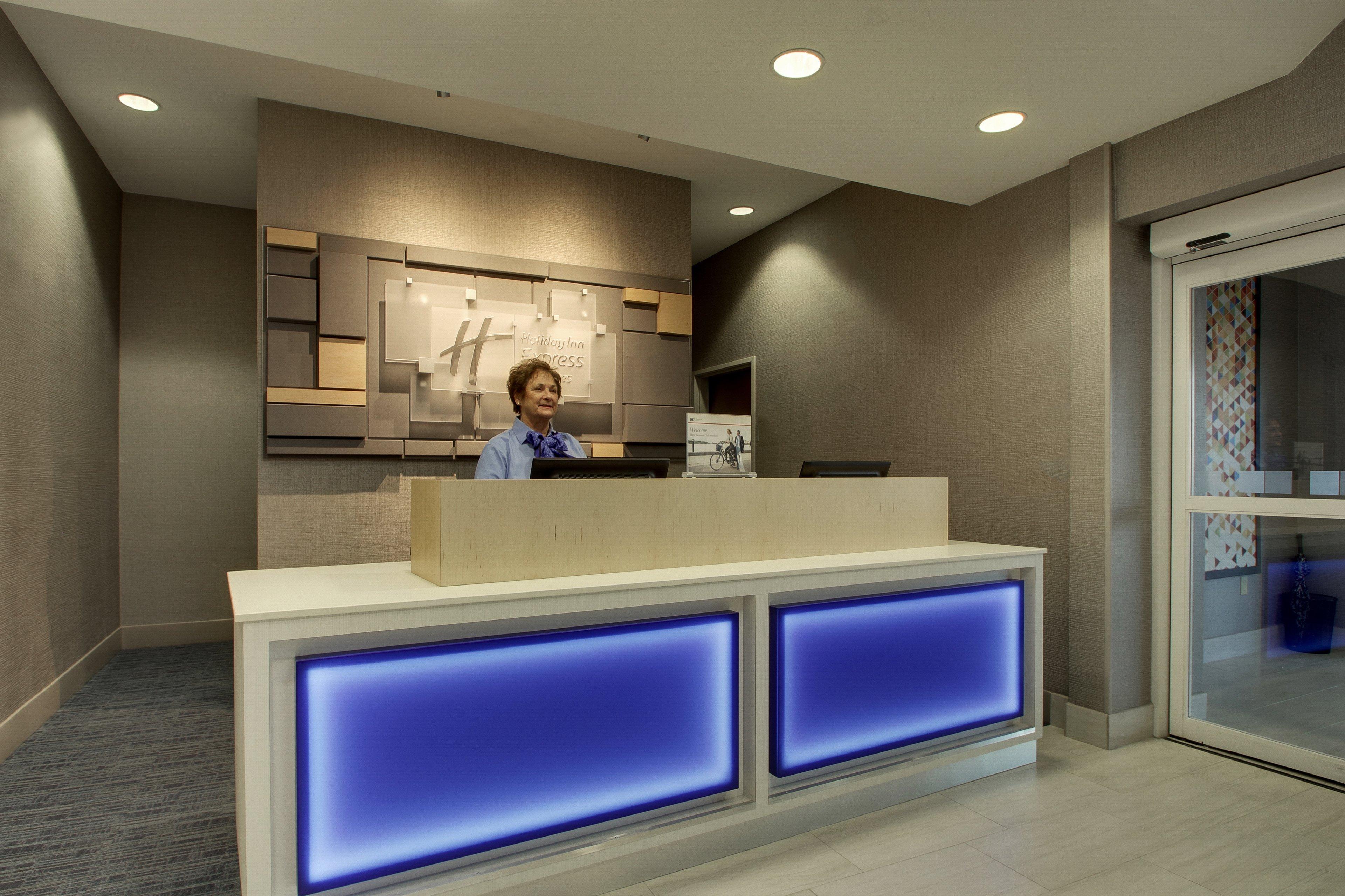 Holiday Inn Express Vernon College Area Highway 287 By Ihg Экстерьер фото