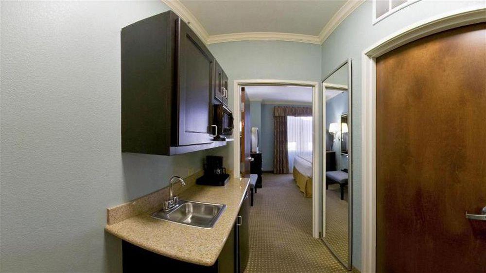Holiday Inn Express Vernon College Area Highway 287 By Ihg Экстерьер фото