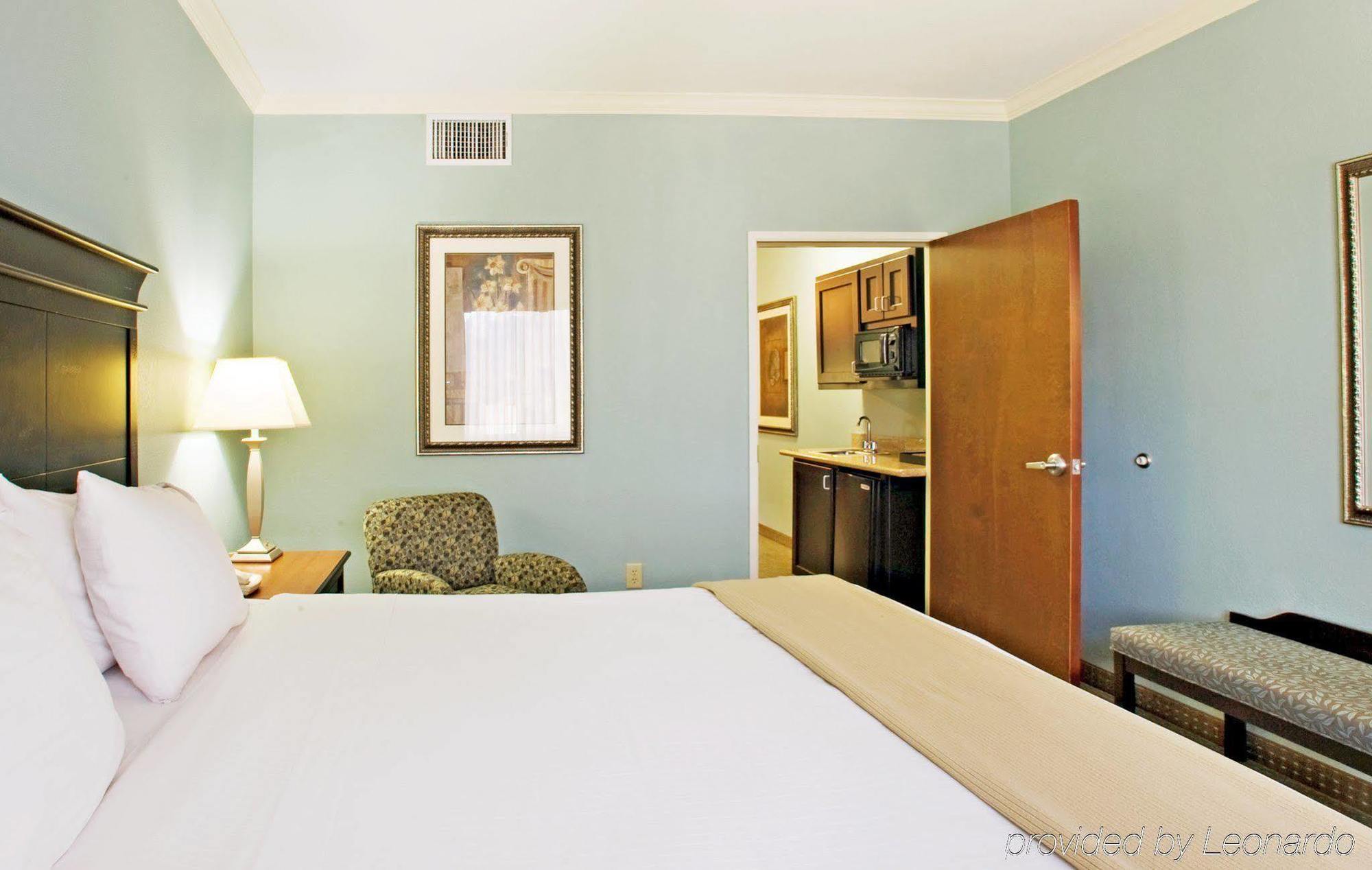 Holiday Inn Express Vernon College Area Highway 287 By Ihg Экстерьер фото